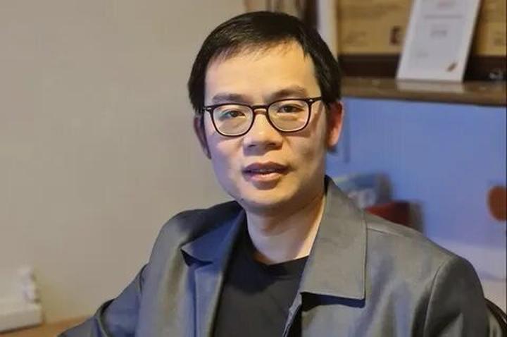 Ai bảo mặc váy đen mùa hè là - Cảm hứng video marketing từ Hotspot Matrix_Video ngắn YouTube Shorts